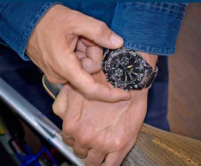 FESTINA